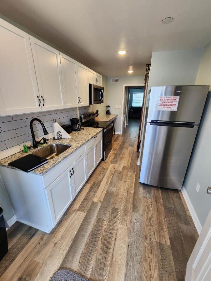 125 Atlantic Avenue Unit I - Pet Friendly! Walk To The Beach And Pier! 1Br -1Ba - Sleeps 2-4 Guests! 默特尔比奇 外观 照片