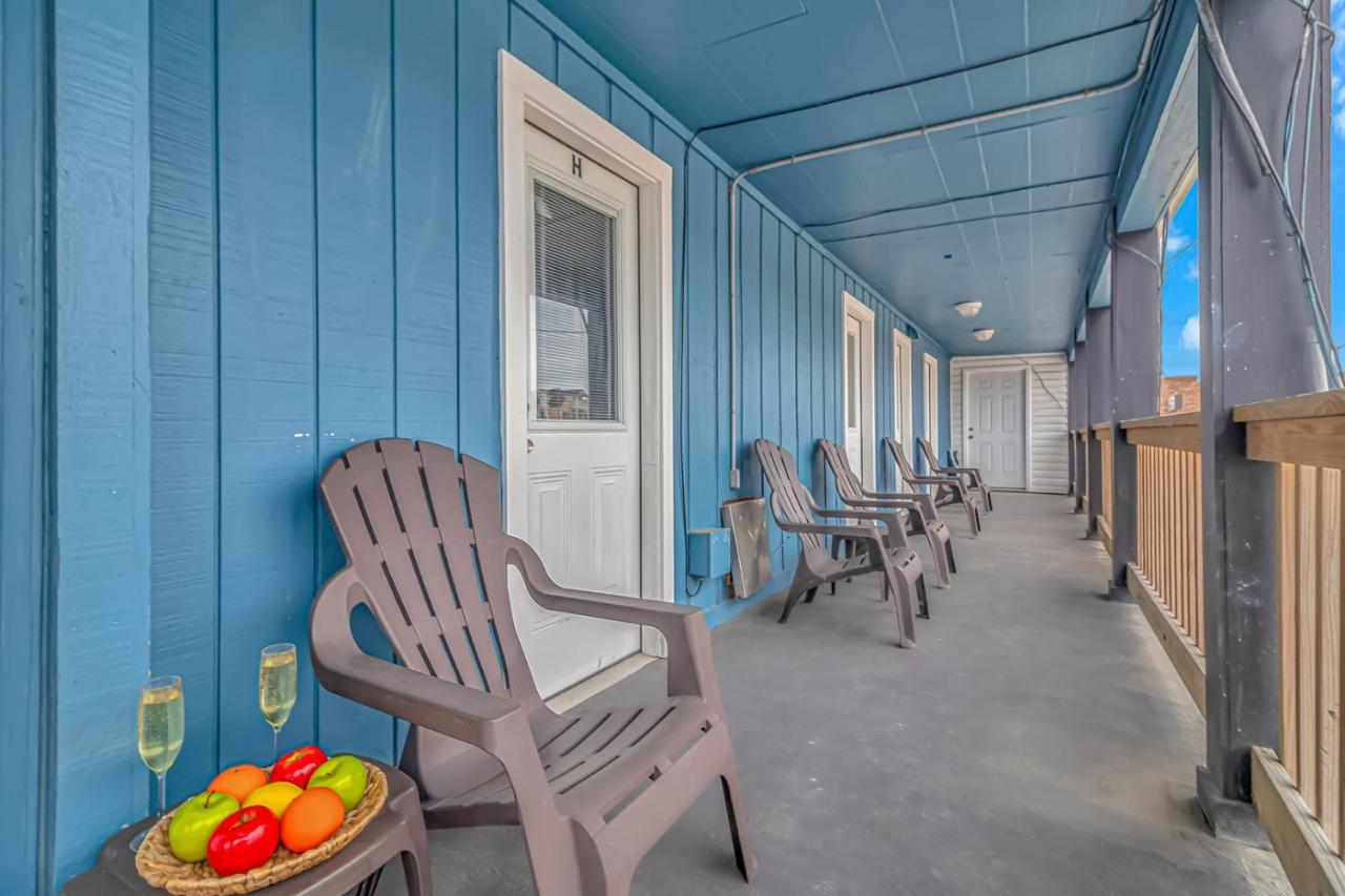 125 Atlantic Avenue Unit I - Pet Friendly! Walk To The Beach And Pier! 1Br -1Ba - Sleeps 2-4 Guests! 默特尔比奇 外观 照片